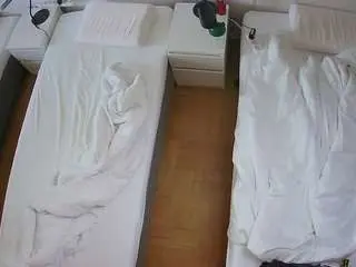 Voyeurcam-julmodels-bed-5  live sex cam