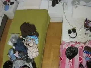 Voyeurcam-julmodels-bed-5  live sex cam