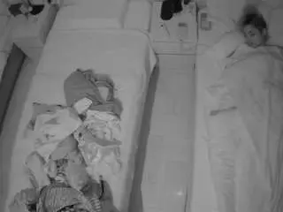 Voyeurcam-julmodels-bed-5  live sex cam