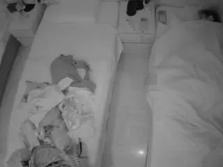 Voyeurcam-julmodels-bed-5  live sex cam
