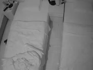 Voyeurcam-julmodels-bed-5  live sex cam
