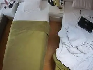 Voyeurcam-julmodels-bed-5  live sex cam