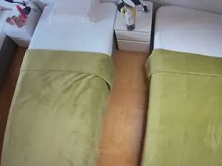 Voyeurcam-julmodels-bed-5  live sex cam