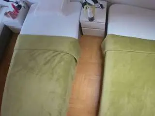 Voyeurcam-julmodels-bed-5  live sex cam