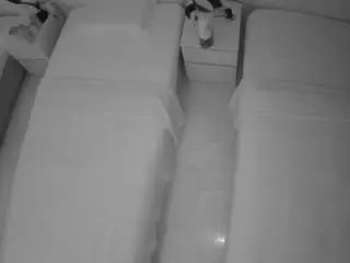 Voyeurcam-julmodels-bed-5  live sex cam