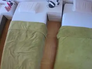 Voyeurcam-julmodels-bed-5  live sex cam