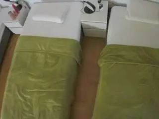 Voyeurcam-julmodels-bed-5  live sex cam