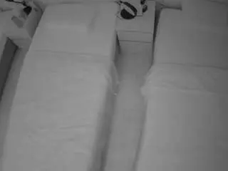 Voyeurcam-julmodels-bed-5  live sex cam