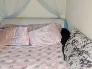 Yasminayazzie  live sex cam