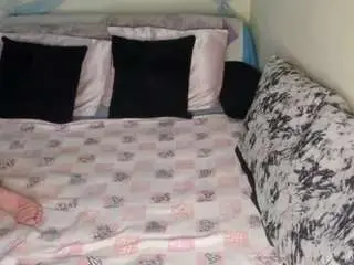 Yasminayazzie  live sex cam