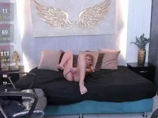 Naia-bellemont  live sex cam