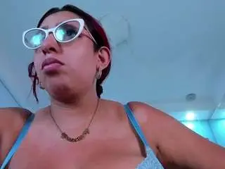 Renatafox1  live sex cam