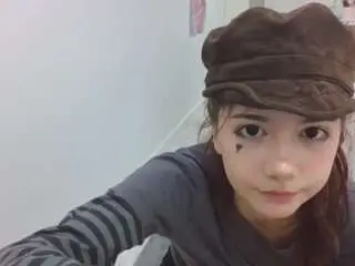 Gertudecicco  live sex cam