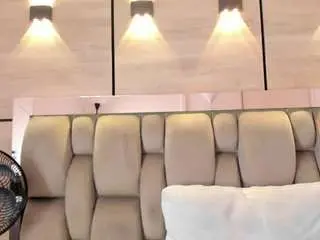 Karol-lewiss  live sex cam