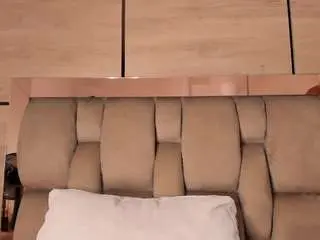 Karol-lewiss  live sex cam