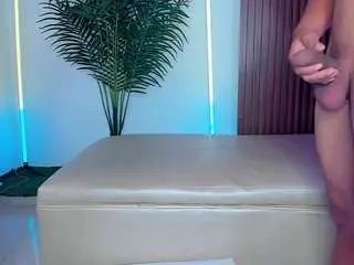 Kylie-model  live sex cam