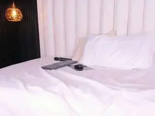 Luciemiller  live sex cam