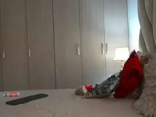 Mia-hott  live sex cam