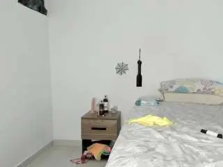 Miss-mery-elen  live sex cam