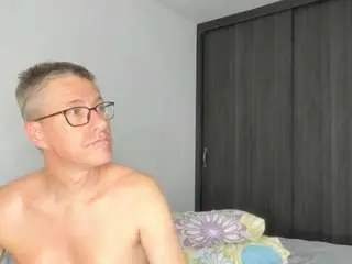 Miss-mery-elen  live sex cam