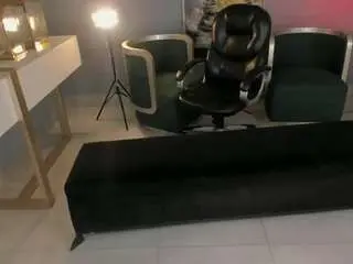 Renatareyes  live sex cam