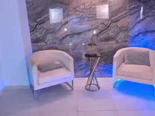 Renatareyes  live sex cam