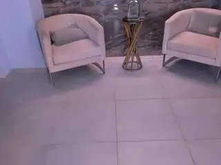 Renatareyes  live sex cam