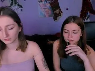 Assole-meow  live sex cam