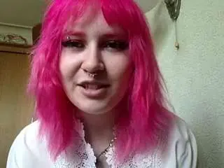 Ettieharney  live sex cam