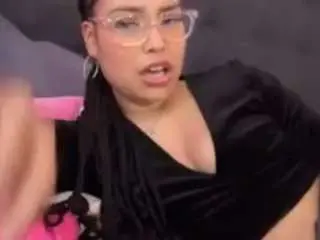 Lillytillercam  live sex cam