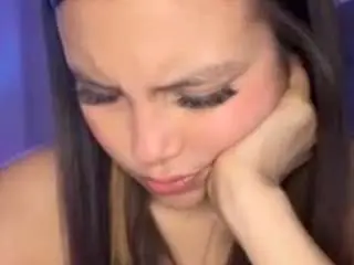 Lillytillercam  live sex cam