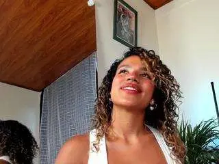 Samarha-queens  live sex cam