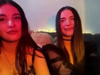 Gwennbrevard  live sex cam