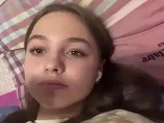Mabellecasale  live sex cam