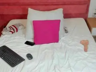 Megaan-hot  live sex cam