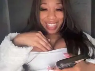 Misskellyy  live sex cam