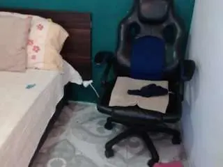 Scarlettduboiss  live sex cam