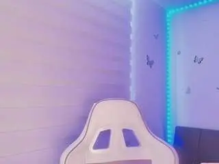 Sweettvera  live sex cam