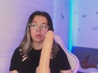 Sweettvera  live sex cam