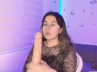 Sweettvera  live sex cam