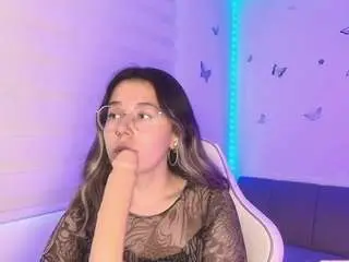 Sweettvera  live sex cam