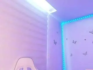 Sweettvera  live sex cam