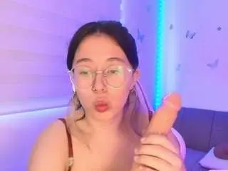 Sweettvera  live sex cam