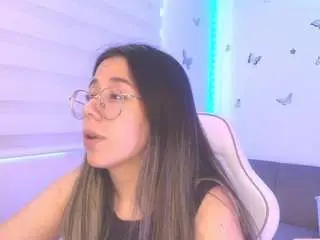 Sweettvera  live sex cam