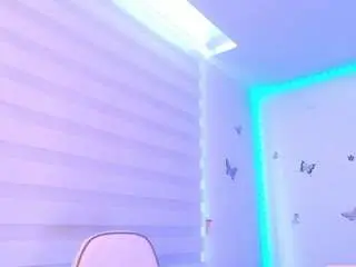 Sweettvera  live sex cam