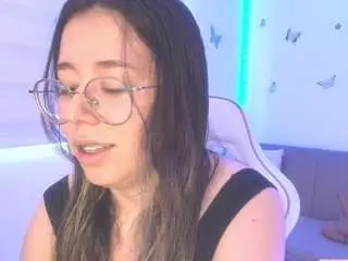 Sweettvera  live sex cam