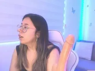 Sweettvera  live sex cam