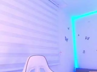 Sweettvera  live sex cam