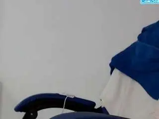 Adele-fontaine  live sex cam