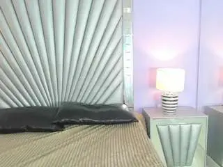 Amirajones  live sex cam
